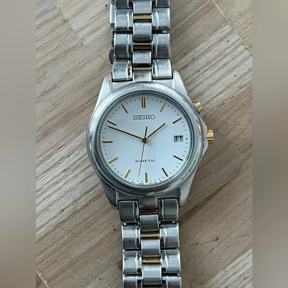 Seiko Kinetic Automatic Vintage Men’s Watch Two-Tone Bracelet White Dial Date